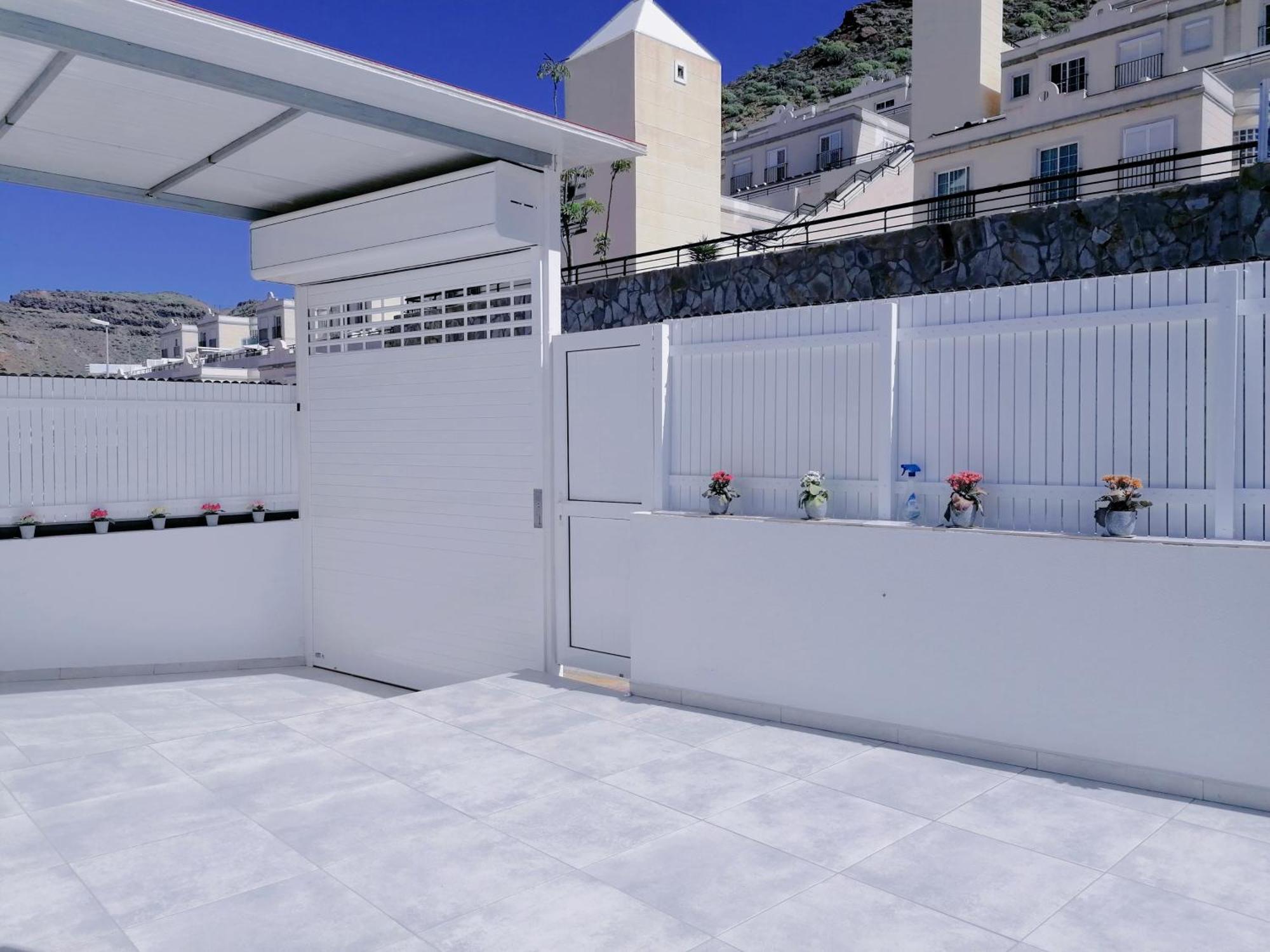Big Villa Puerto Rico With Heated Saltwater Jacuzzi Pool & Bbq & Private Parking Экстерьер фото