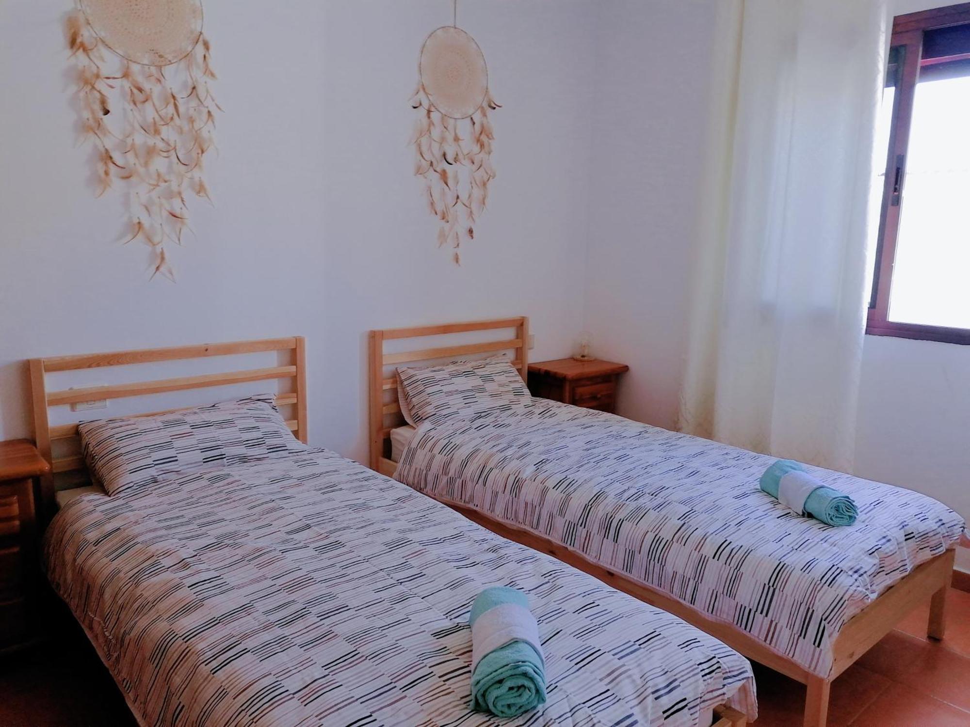 Big Villa Puerto Rico With Heated Saltwater Jacuzzi Pool & Bbq & Private Parking Экстерьер фото