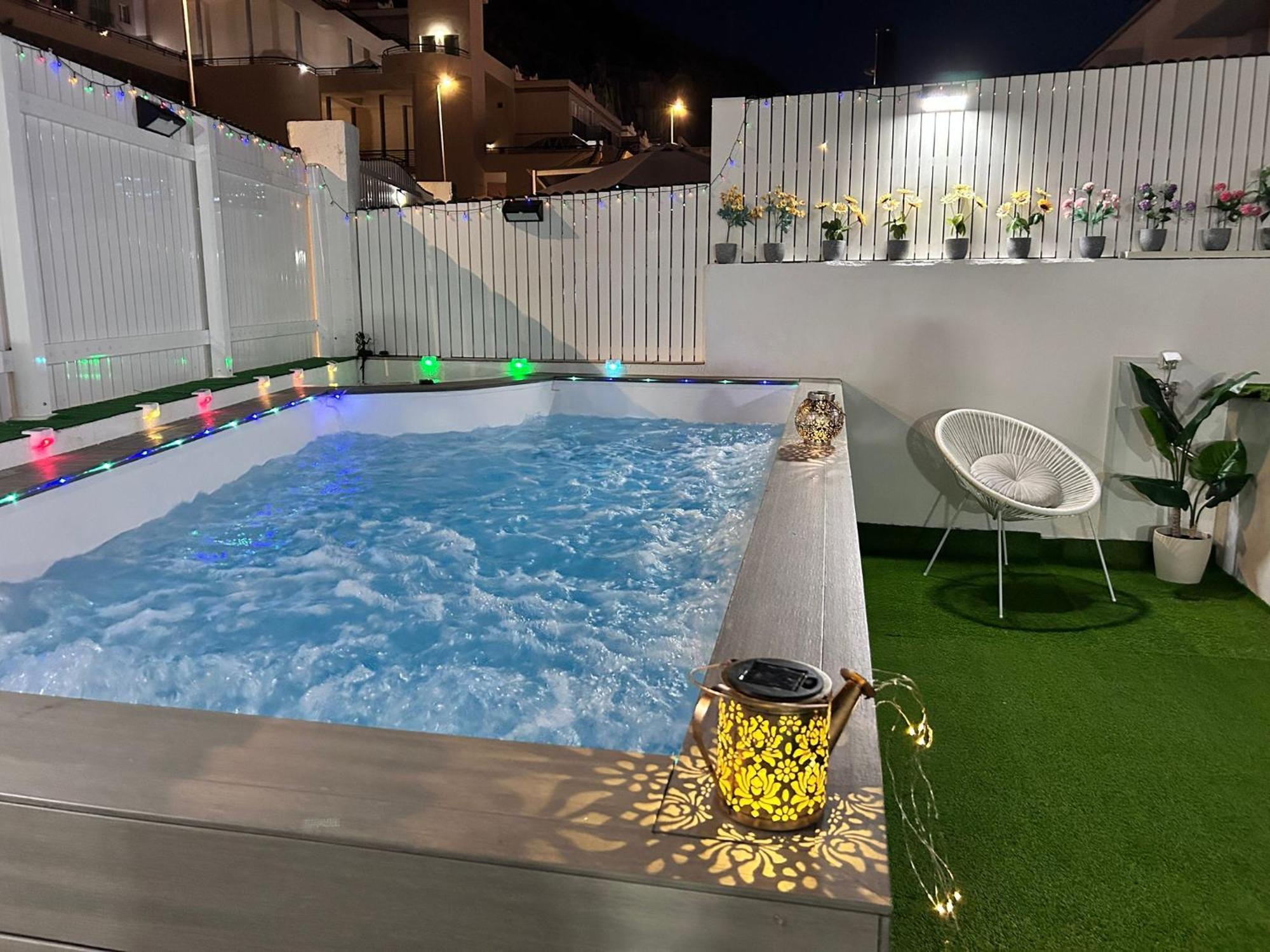 Big Villa Puerto Rico With Heated Saltwater Jacuzzi Pool & Bbq & Private Parking Экстерьер фото