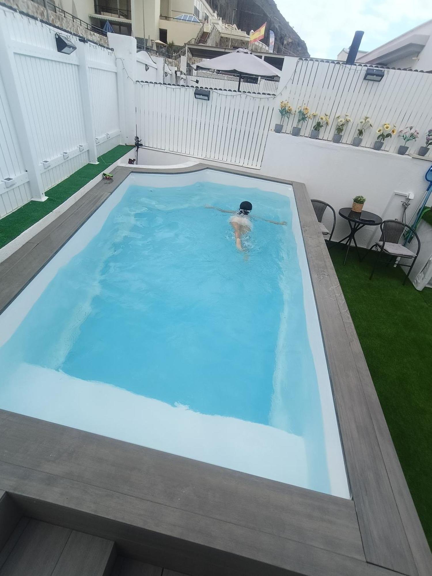 Big Villa Puerto Rico With Heated Saltwater Jacuzzi Pool & Bbq & Private Parking Экстерьер фото